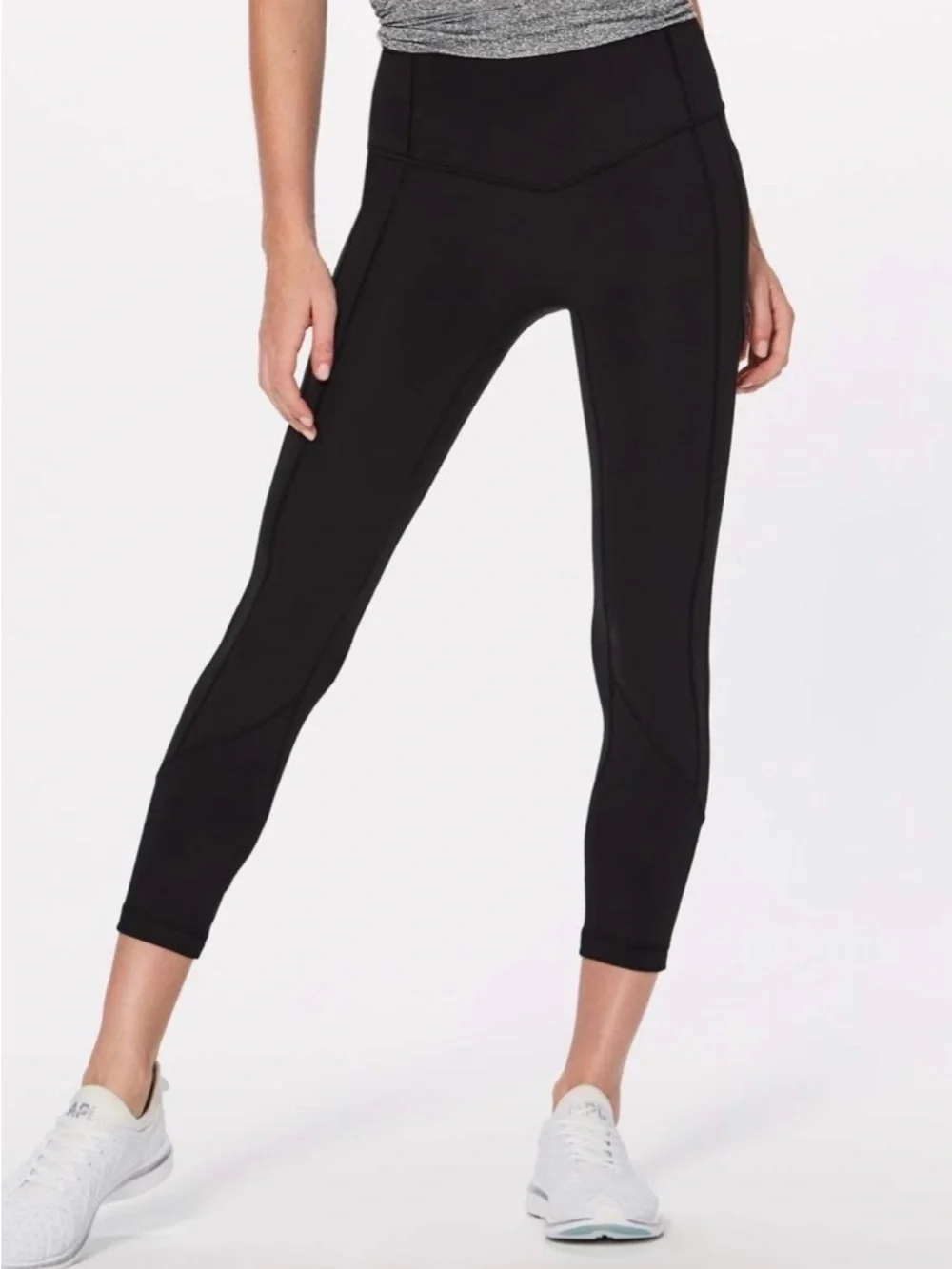 Lululemon all the right places cropped size 4